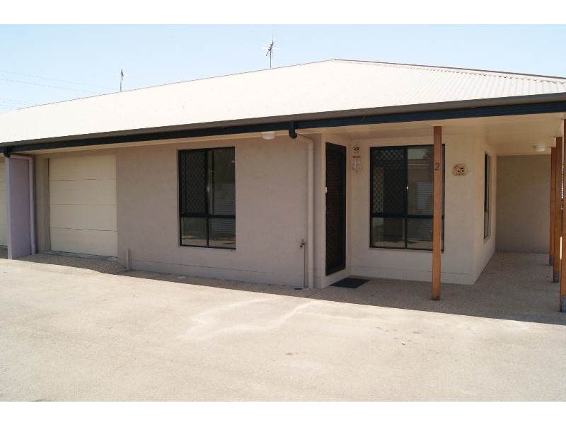 2/65  GAVIN STREET, Bundaberg North QLD 4670