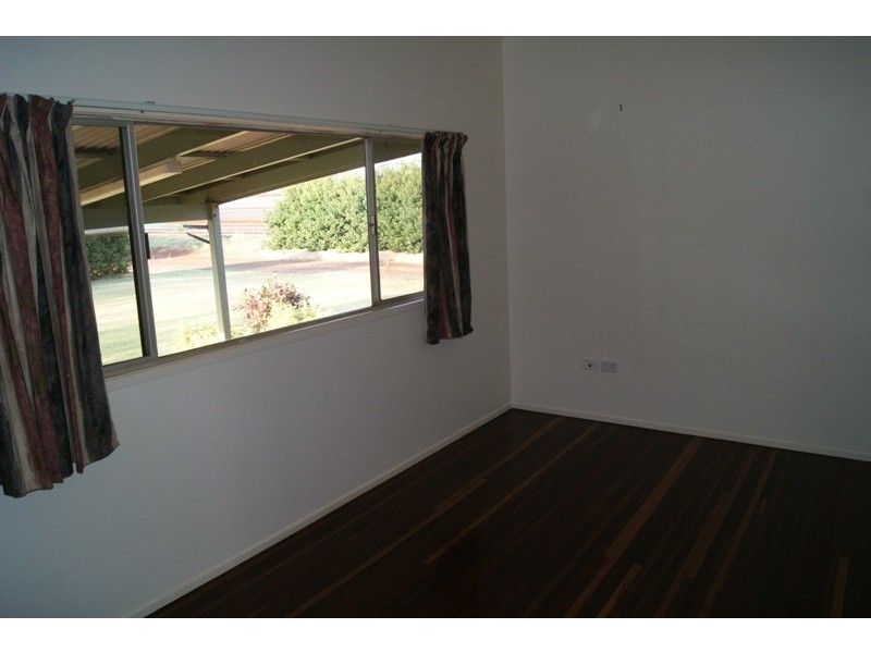 77 Heidkes Road, Windermere QLD 4670
