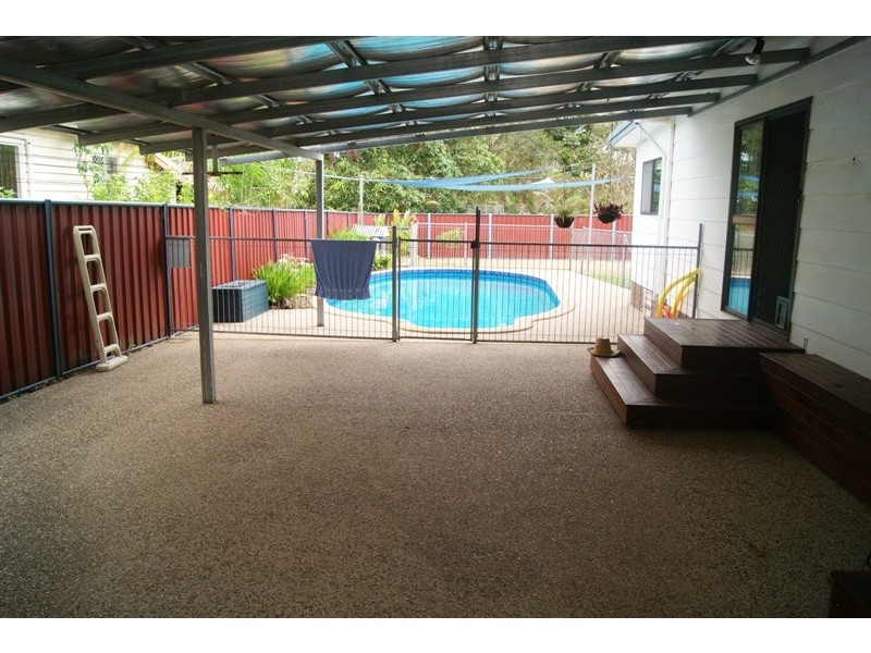 100 Boundary Street, Walkervale QLD 4670