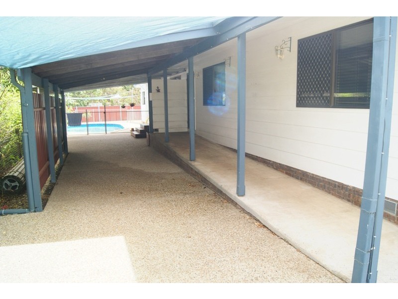 100 Boundary Street, Walkervale QLD 4670