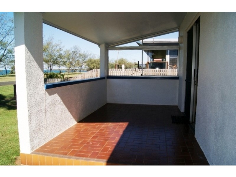 29 Sea Esplanade, Burnett Heads QLD 4670