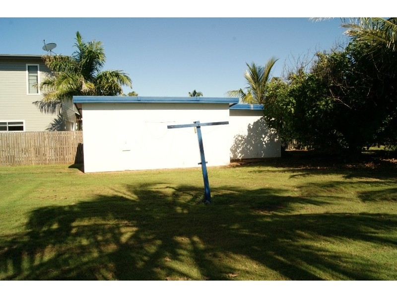 29 Sea Esplanade, Burnett Heads QLD 4670