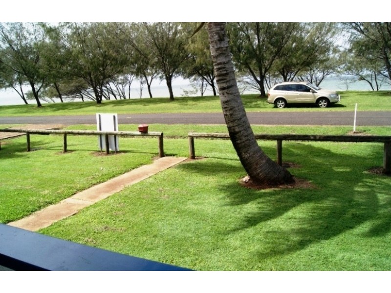 29 Sea Esplanade, Burnett Heads QLD 4670