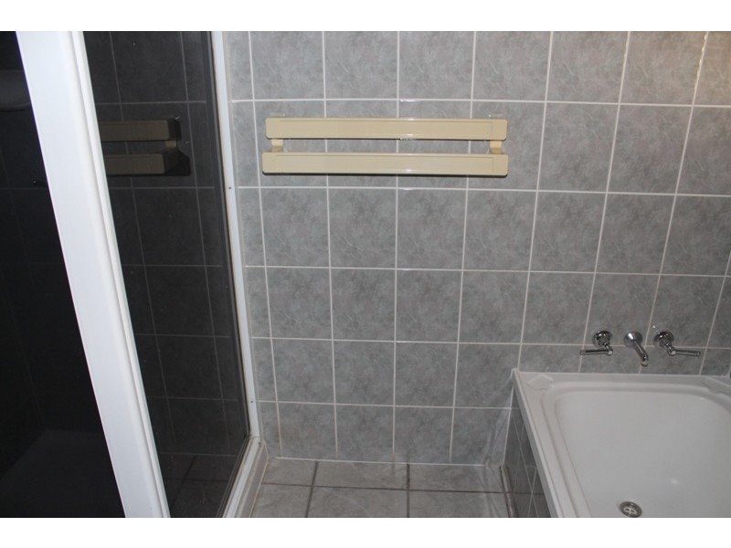 5 Holzberger Street, Moore Park Beach QLD 4670