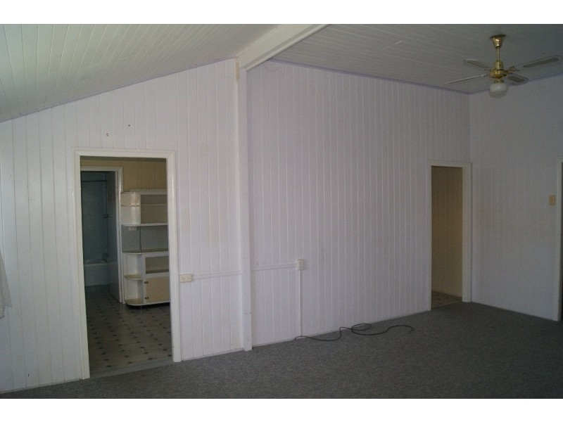 22 Curtis Street, Bundaberg South QLD 4670