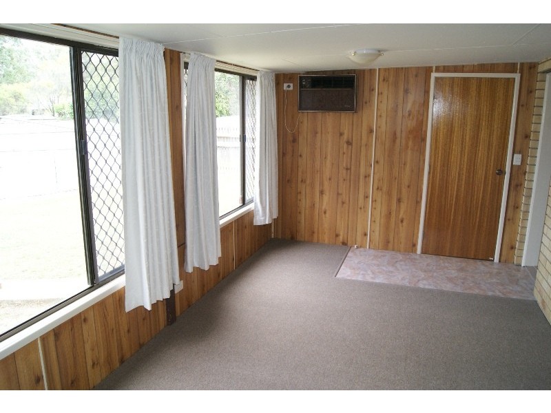 61 Heaps Street, Avenell Heights QLD 4670