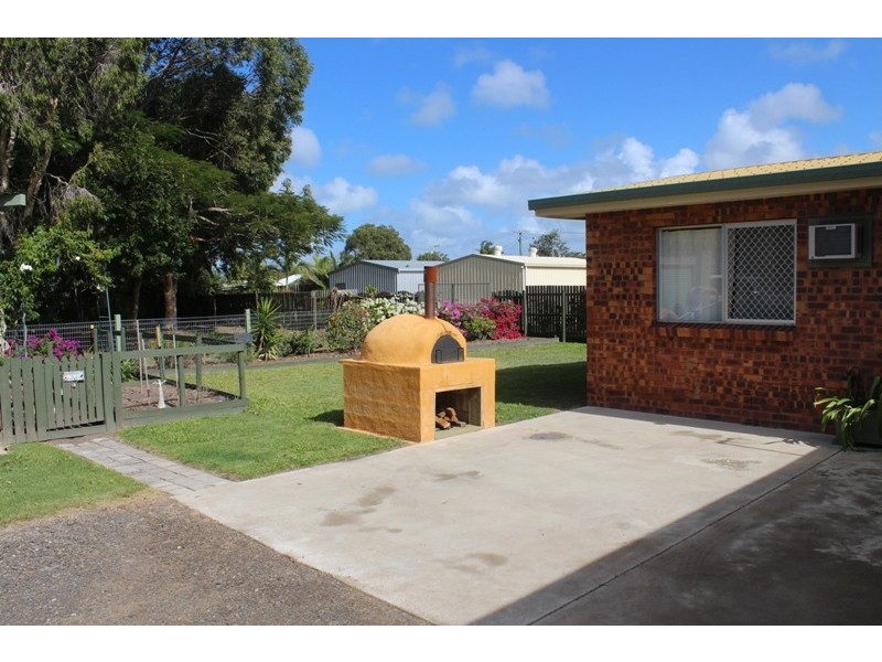 4 Russell Street, Bundaberg North QLD 4670