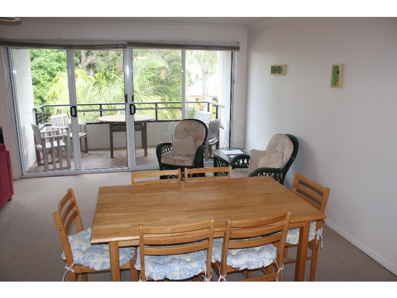 12/2 Sylvan Drive, Moore Park Beach QLD 4670