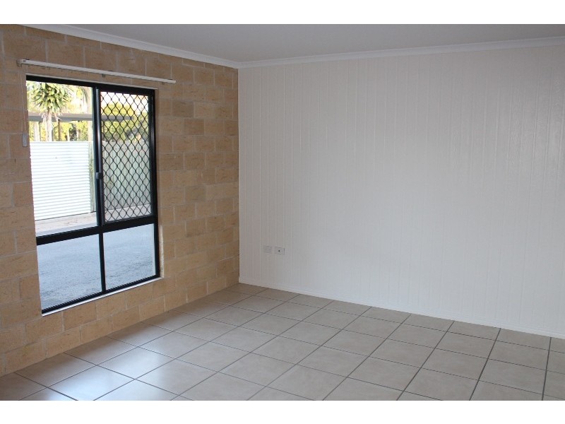 2/65 Gavin Street, Bundaberg North QLD 4670