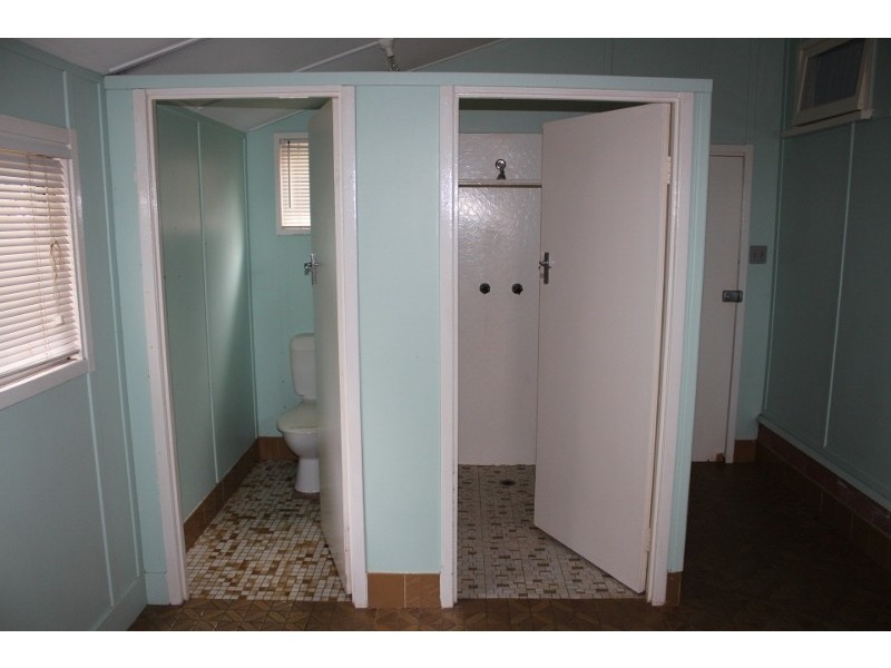 774 Claytons Road, Alloway QLD 4670