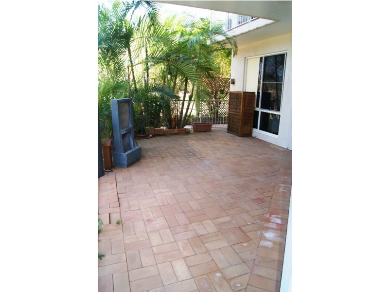 1/150 Sylvan Drive, Moore Park Beach QLD 4670