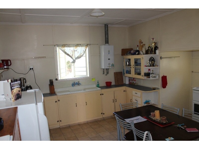 38 Elliott Heads Road, Kepnock QLD 4670