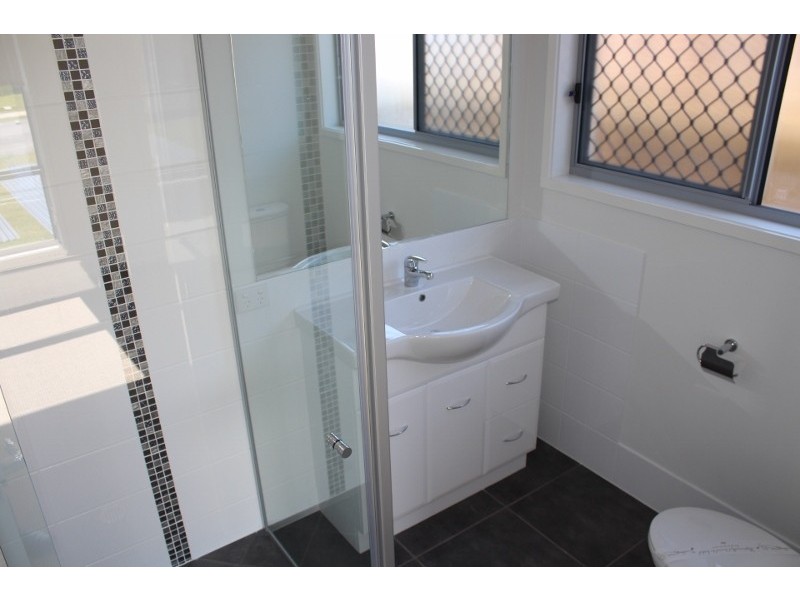 5 Foster Drive, Bundaberg North QLD 4670