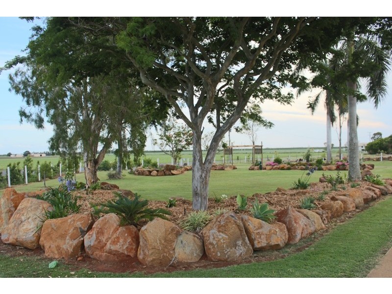 467 Lovers Walk, Bundaberg QLD 4670