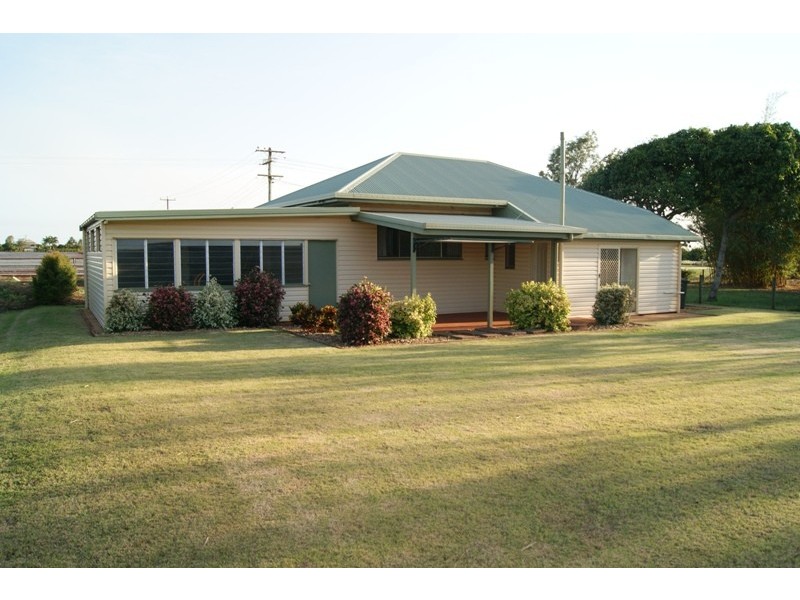 77 Heidkes Road, Windermere QLD 4670