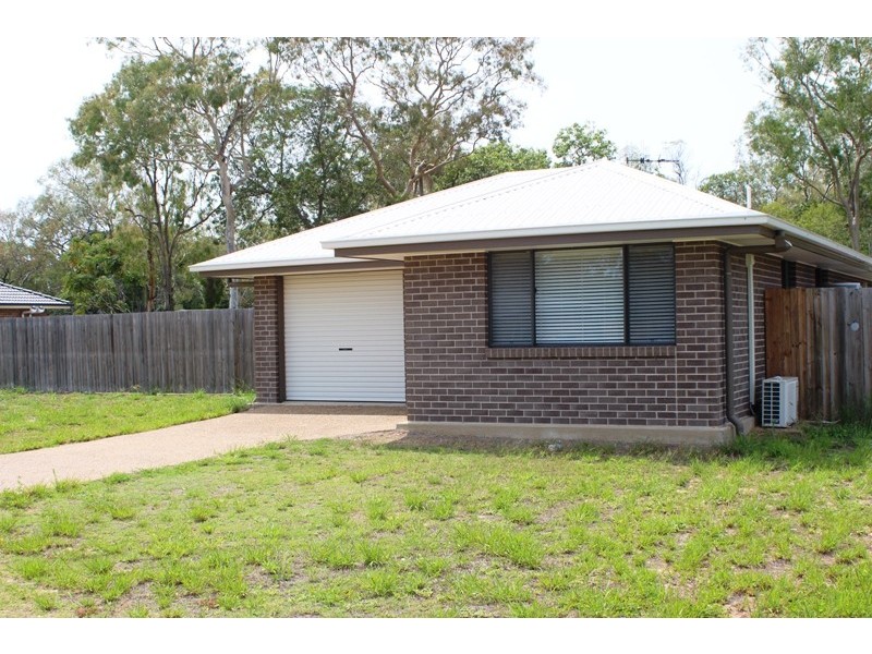 3  Monarch Avenue, Moore Park Beach QLD 4670