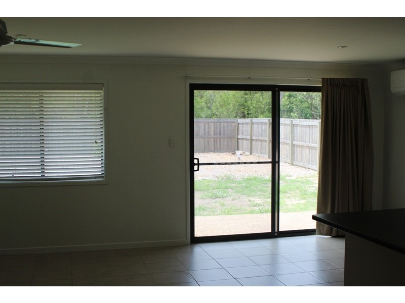 3  Monarch Avenue, Moore Park Beach QLD 4670