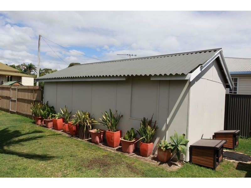 17 Curtis Street, Bundaberg South QLD 4670