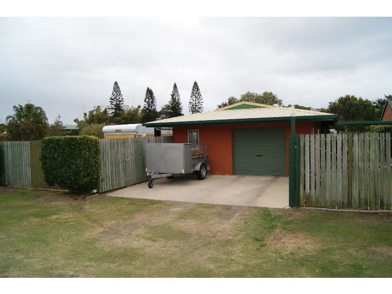 121 Shelley Street, Burnett Heads QLD 4670