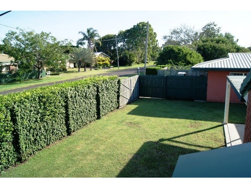 121 Shelley Street, Burnett Heads QLD 4670