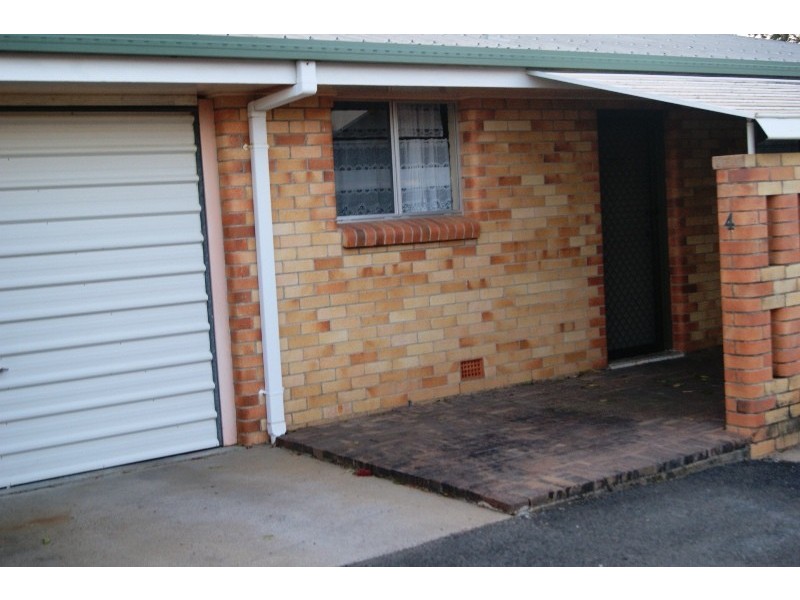 4/52 Alamein Street, Svensson Heights QLD 4670