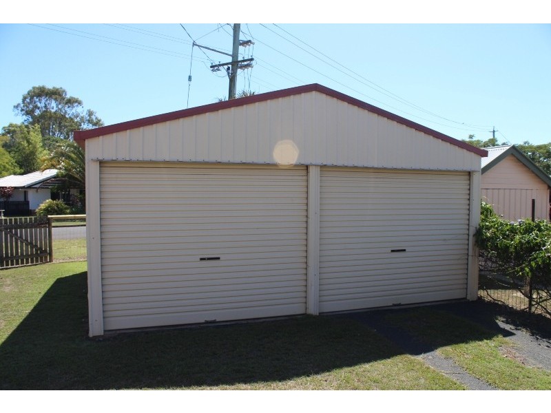 9 Eriksen Street, Svensson Heights QLD 4670