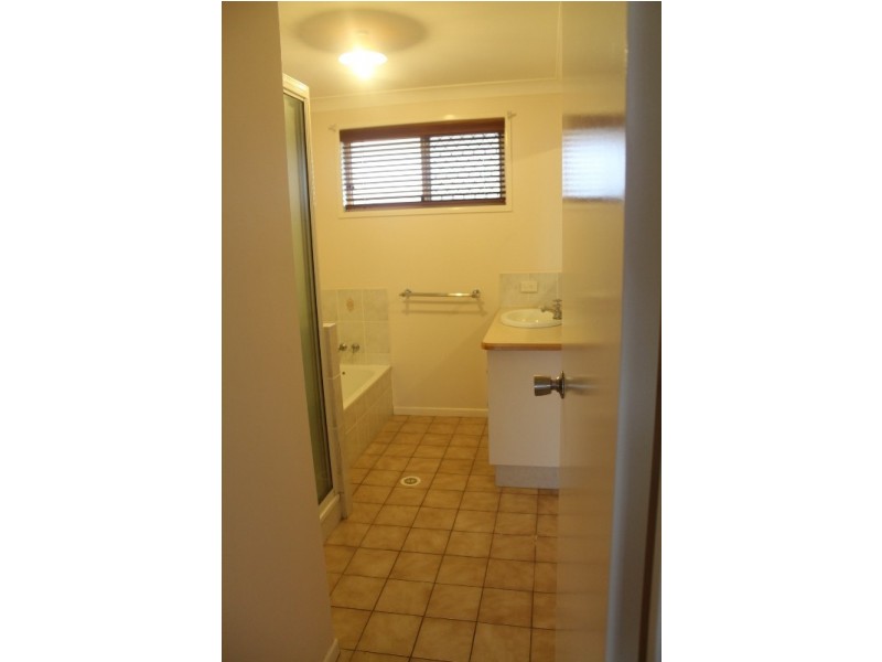 33 Stehbens Drive, Kepnock QLD 4670