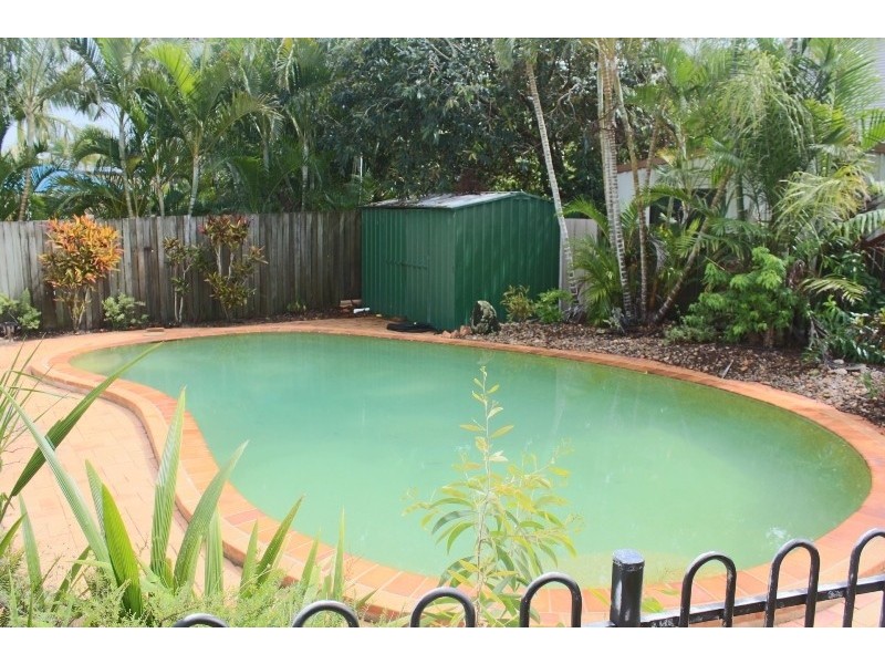 8 Tea Tree Court, Moore Park Beach QLD 4670