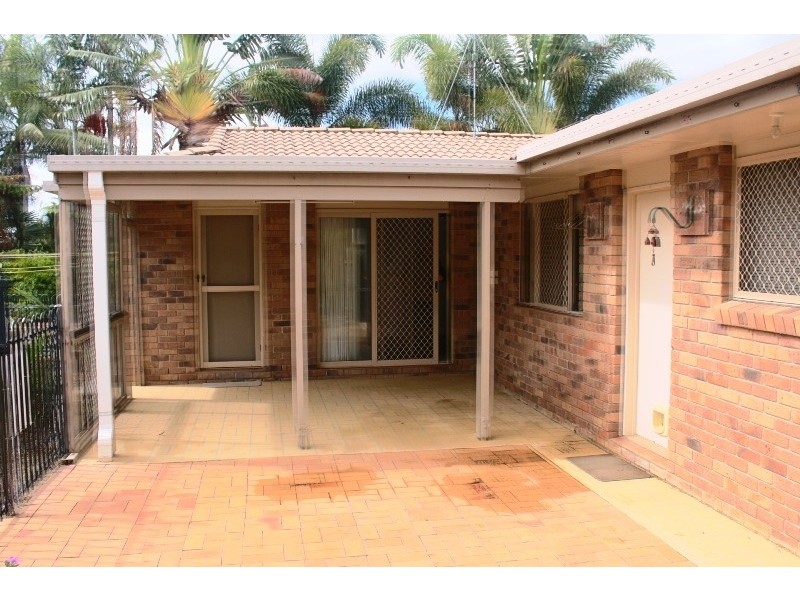 8 Tea Tree Court, Moore Park Beach QLD 4670