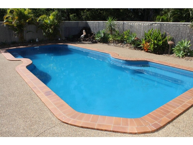 5 Holzberger Street, Moore Park Beach QLD 4670