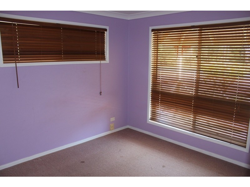 5 Holzberger Street, Moore Park Beach QLD 4670