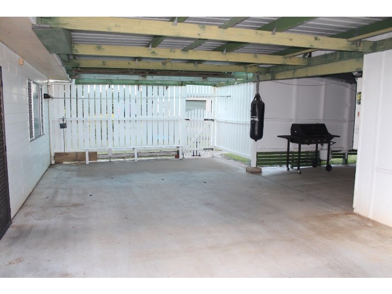 56 Beatrice Street, Walkervale QLD 4670