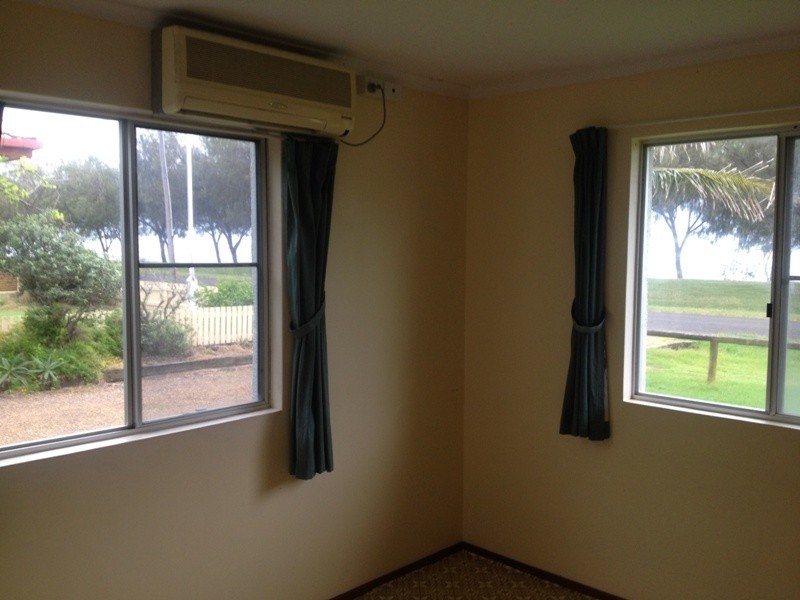 29 Sea Esplanade, Burnett Heads QLD 4670