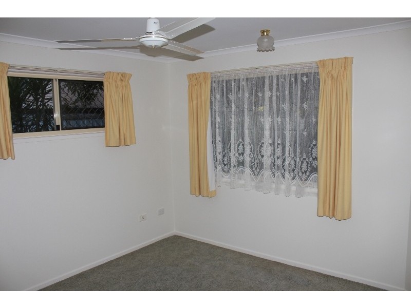 2/13 Grimstead Street, Bundaberg West QLD 4670