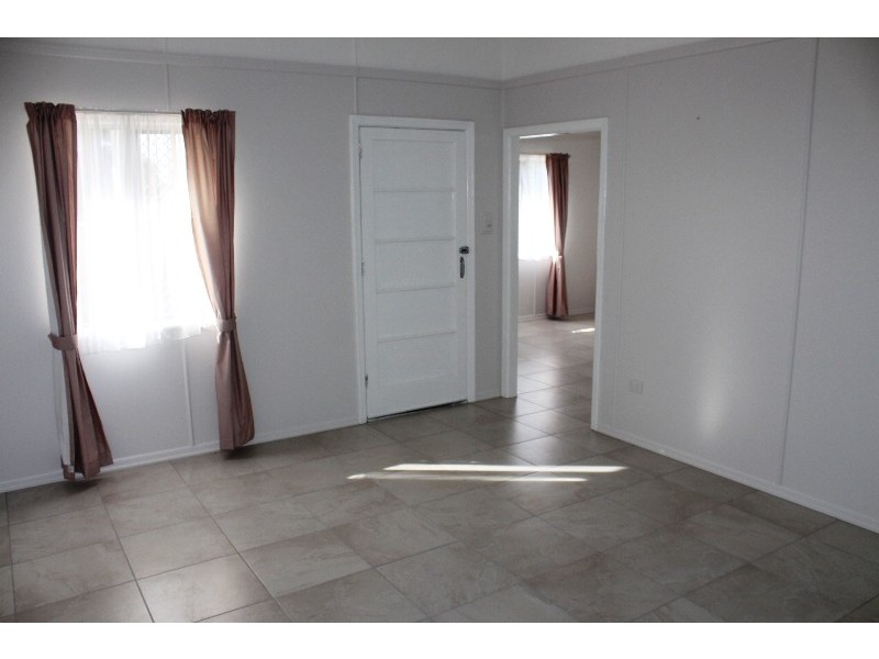 16 Mount Perry Road, Bundaberg North QLD 4670