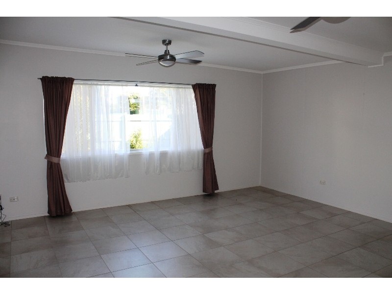 16 Mount Perry Road, Bundaberg North QLD 4670