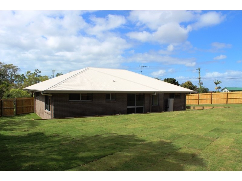 15 Grotherr Street, Qunaba QLD 4670