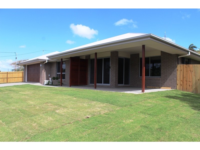 15 Grotherr Street, Qunaba QLD 4670