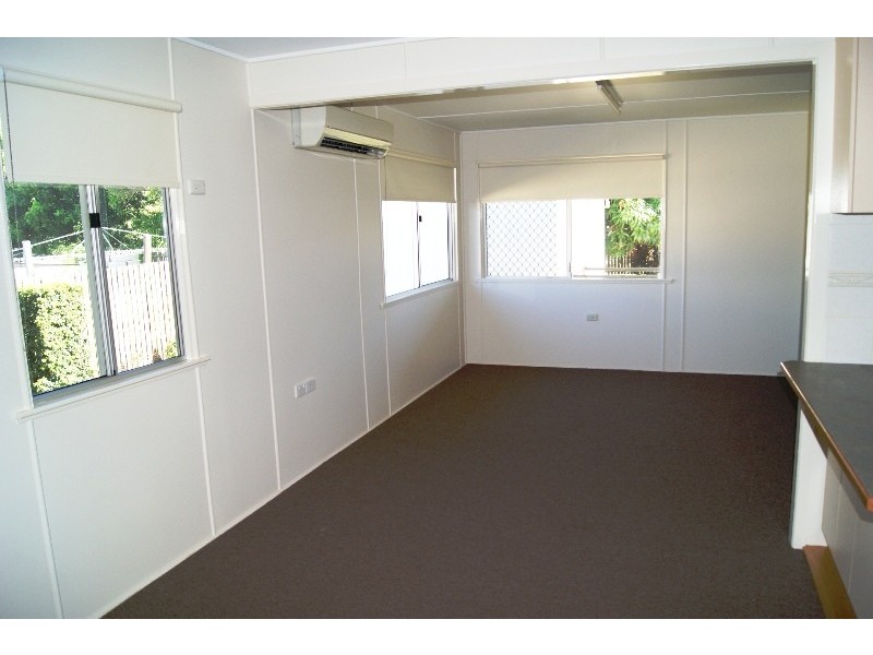 14 Barnes Street, Svensson Heights QLD 4670