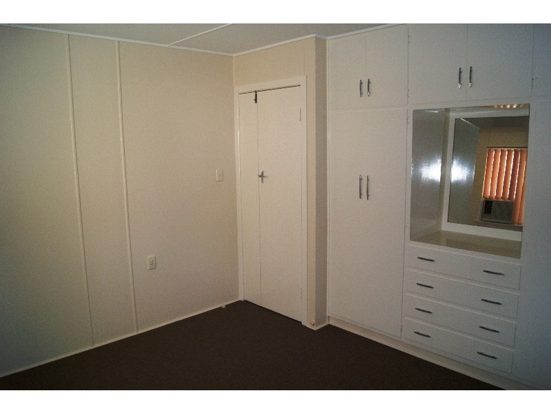 14 Barnes Street, Svensson Heights QLD 4670