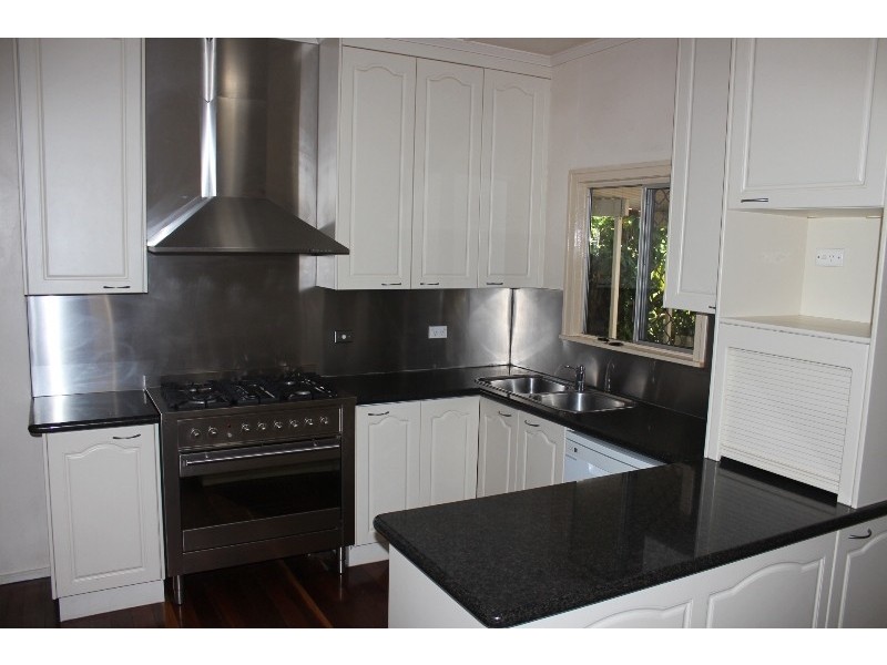 21  Svensson Street, Svensson Heights QLD 4670