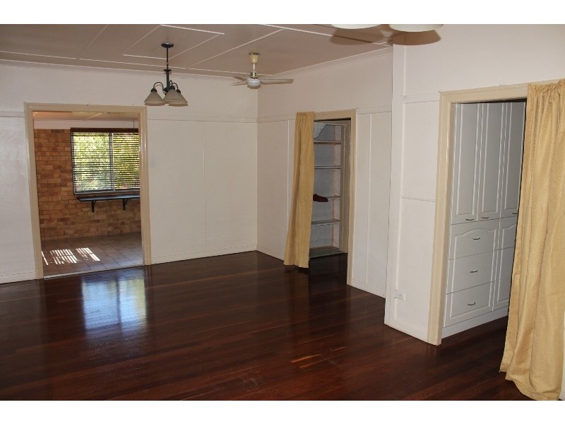 21  Svensson Street, Svensson Heights QLD 4670