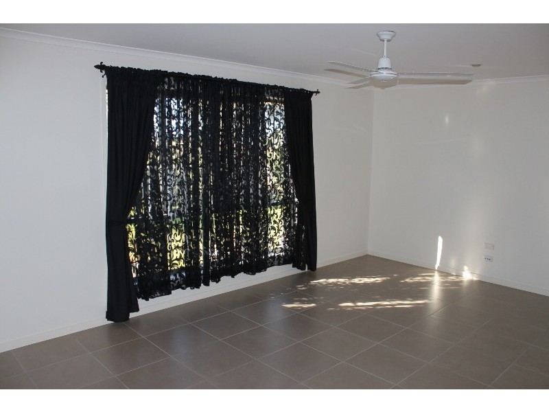 17 Rifle Range Road, Innes Park QLD 4670