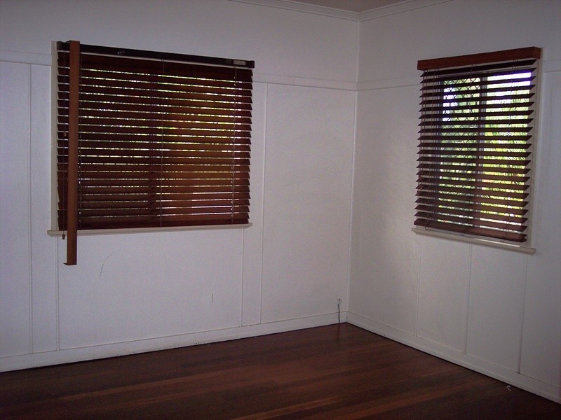 21 SVENSSON STREET, Svensson Heights QLD 4670