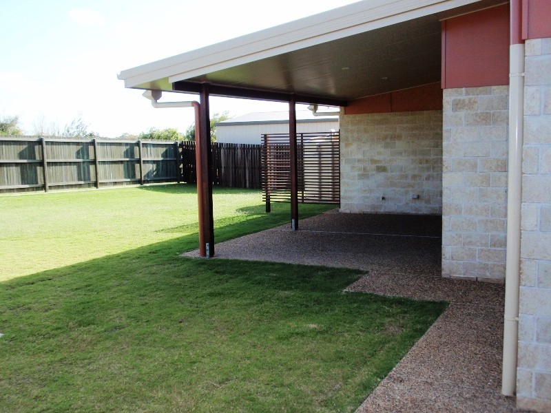 14 Gill Place, Kalkie QLD 4670