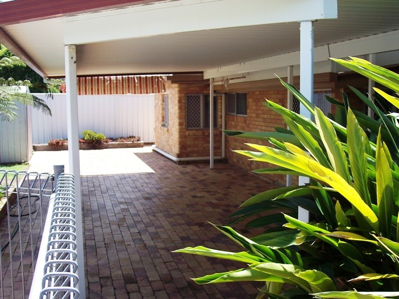 21 Svensson Street, Svensson Heights QLD 4670