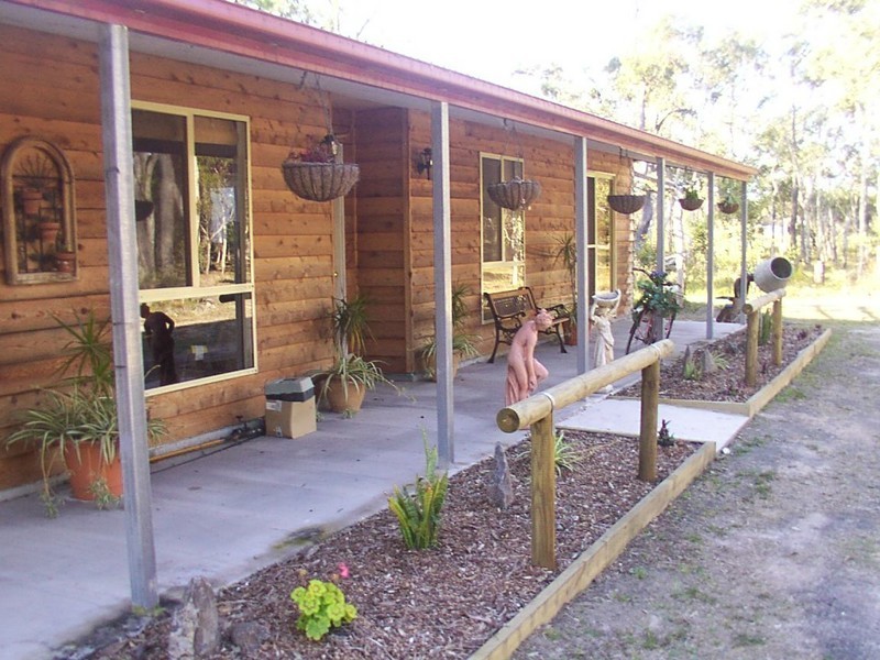 Moore Park Beach QLD 4670