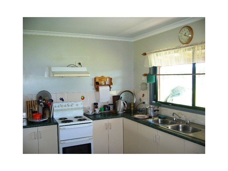 Buxton QLD 4660
