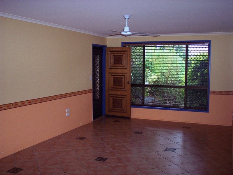 Avenell Heights QLD 4670