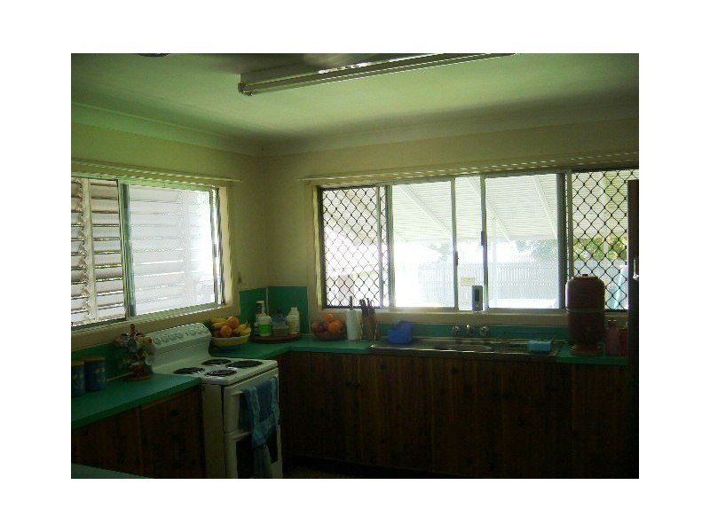 1 De Gunst Street, Bundaberg QLD 4670